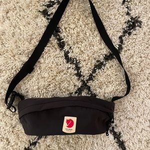 Fjallraven ULVÖ HIP PACK MEDIUM